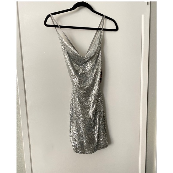 Sequence mini dress - Picture 1 of 3